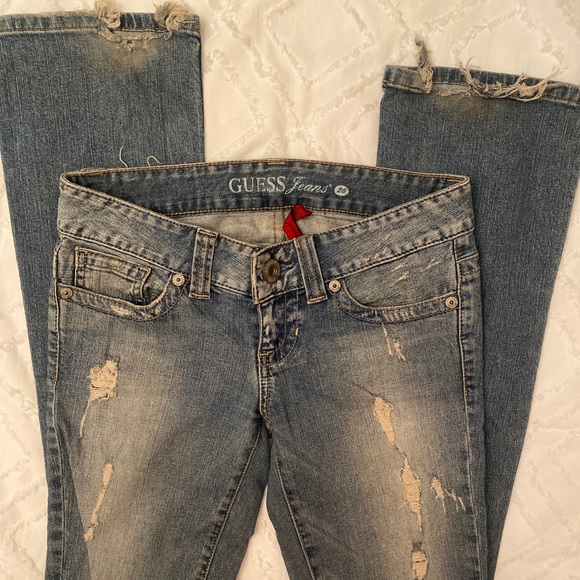 Guess Women’s Daredevil Bootcut Ripped Jeans 26 - Picture 4 of 9